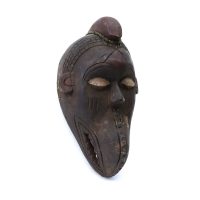 "Máscara Ritual Ave", Pende, R.D. Congo, século XX, madeira, pigmentos, 37x20x16cm