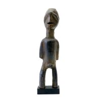 Lobi, "Figura Bateba", Gana, século XX, madeira, 4x16x4cm