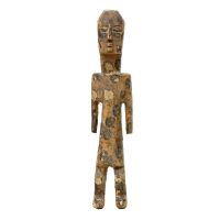 Figura Aklama, Adangbe, Gana, Séc. XX, madeira, pigmentos, 4x23x3cm – REF CCAK19-072