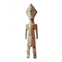 Figura Aklama, Adan (Adangbe), Togo/Gana, Séc. XX, madeira, pigmentos, 5x22x3cm – REF CCAK19-073 [COLECÇÃO CRUZES CANHOTO]