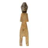 "Estatueta Aklama #71", Adangbé ou Ewe, Gana, século XX, madeira, pigmentos, 5x23x2cm