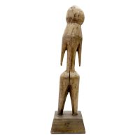 "Figura Tchitcheri", Moba, Togo, século XX, madeira, 9x35x8cm (sem base)