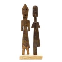 Figura Aklama (par), Adangbe, Gana, Séc. XX, madeira, 8x18x3cm – REF CCAK19-061