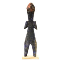 Figura Aklama, Adangbe, Gana, Séc. XX, madeira, pigmentos, 6x20x2cm – REF CCAK20-055 [COLECÇÃO CRUZES CANHOTO]