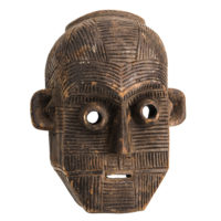 Máscara Ritual, Metoko, R.D. Congo, Séc. XX, madeira, 26x33x14cm – Ref CCT21-068