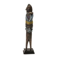 Figura de Fertilidade, Namji, Camarões, Séc. XX, madeira, contas, conchas, 5x31x6cm – Ref CCT22-066