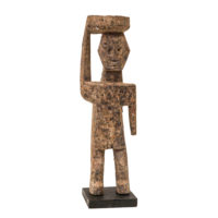 Figura Aklama, Adan, Gana, Séc. XX, madeira, pigmentos, 7x20x4cm – Ref CCAK22-013