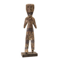 Figura Aklama, Adan, Gana, Séc. XX, madeira, pigmentos, 6x19x3cm – Ref CCAK22-019