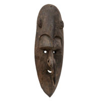 Máscara Ritual, Sepik - Papua Nova Guiné, Séc. XX, madeira, pigmentos, 18x55x13cm – Ref CCT22-077