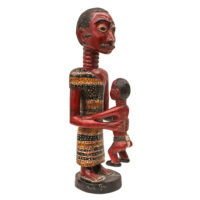 Figura de Maternidade, Baule, Costa do Marfim, Séc. XX, madeira, tintas, 11x38x13cm – Ref CCT22-113