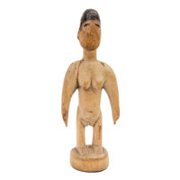 Figura Gemelar Hohovi Feminina, Fon, Benim, Séc. XX, madeira, pigmentos, 7x17x4cm – Ref CCT23-005