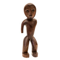 Figura Ritual Masculina, Lega, R.D. Congo, Séc. XX, madeira, 9x30x7cm – Ref CCT23-006