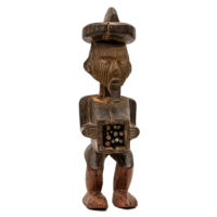 Figura fetiche, Teke, R.D. Congo, Séc. XX, madeira, pregos, 9x28x9cm - Ref CC19-302