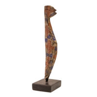 Figura Aklama (ave), Adan (Adangbe), Togo/Gana, Séc. XX, madeira, pigmentos, 3x16x2cm – Ref CCAK23-012