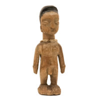 Figura Gemelar Hohovi masculina, Fon, Benim, Séc. XX, madeira, tinta, contas, 8x20x5cm – Ref CCT23-132