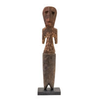 Figura Aklama, Adan (Adangbe), Togo/Gana, Séc. XX, madeira, pigmentos, 4x22x2cm – Ref CCAK19-184