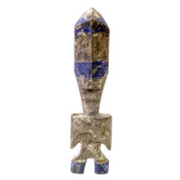 Figura Aklama, Adan (Adangbe), Togo/Gana, Séc. XX, madeira, pigmentos, 6x24x3cm – REF CCAK20-074