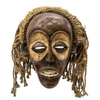 "Máscara Ritual Mwana Pwo", Chokwe, Angola ou R.D. Congo, século XX, madeira, pigmento, corda, 24x26x21 [INDISPONÍVEL/UNAVAILABLE]