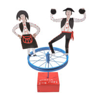 "Dançarinos na Roda", 2018, chapa metálica, roda, madeira pintadas, 53x68x32cm [COLECÇÃO CRUZES CANHOTO]
