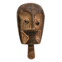 Máscara de Funeral Kakungu, Metoko, R.D. Congo, Séc. XX, madeira, pigmentos, 13x27x11cm – Ref CCT24-011