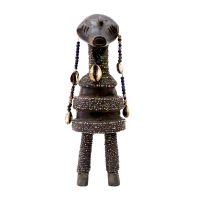 Nyamwezi, "Doll", Tanzânia, século XX, madeira, conchas, contas, 9x28x8cm [INDISPONÍVEL / UNAVAILABLE]