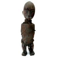 "Figura", Teke, R.D. Congo, século XX, madeira, tecido, corda, 11x42x17cm [INDISPONÍVEL / UNAVAILABLE]