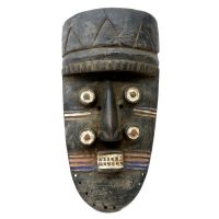 Grebo, "Máscara de Quatro Olhos", Libéria, século XX, madeira, pigmentos naturais, 21x41x9cm