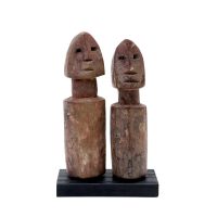 Par de figuras Aklama, Adan (Adangbe), Togo/Gana, século XX, madeira, 6x10x3cm [INDISPONÍVEL / UNAVAILABLE]