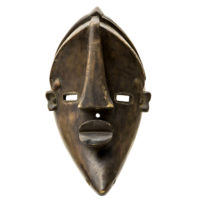 Máscara Mvondo, Lwalwa, R.D. Congo, Séc. XX, madeira, 20x50x17cm – Ref CC19-251 [INDISPONÍVEL / UNAVAILABLE]