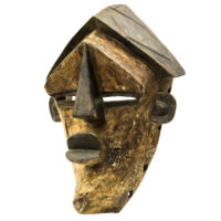 Máscara Mvondo, Lwalwa, R.D. Congo, Séc. XX, madeira, pigmentos, 27x39x15cm – REF CC20-170