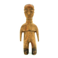 Figura Gemelar Venavi Masculina, Ewe, Gana, Séc. XX, madeira pintada, 8x24x5cm – REF CC21-012 [INDISPONÍVEL / UNAVAILABLE]