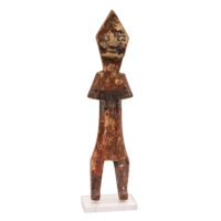 Figura antropomórfica Aklama, Adan (Adangbe), Togo/Gana, Séc. XX, madeira, pigmentos, 5x20x3cm – Ref CCAK23-031