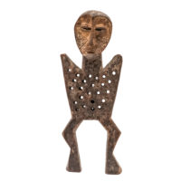 Figura Katanda, Lega, R.D. Congo, Séc. XX, madeira, pigmentos, 11x28x5cm – Ref CCT23-150
