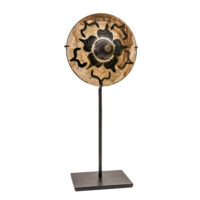 Pião (Gasing / Spinning Top), Sasak, Lombok - Indonesia, Séc. XX, madeira, metal, tintas, 11x11x9cm – Ref CCT24-170