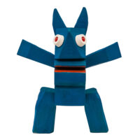 Pasmado Azul, Idalécio, 2024-03, Águeda, madeira, tintas, objectos diversos, 28x32x12cm – Ref CCID25E-001 [COLECÇÃO CRUZES CANHOTO]