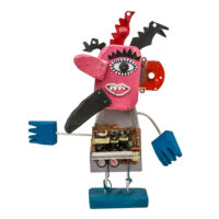 O Mutante, Idalécio, 2019, Águeda, madeira, tintas, objectos diversos, 35x44x11cm – Ref CCID25E-029