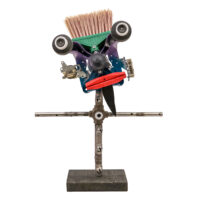 Cristo Isbugalhado, Idalécio, 2023, Águeda, madeira, tintas, objectos diversos, 35x48x16cm – Ref CCID25E-038