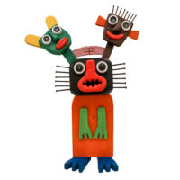 Tirónéta Brincalhúda, Idalécio, 2023, Águeda, madeira, tintas, objectos diversos, 31x43x16cm – Ref CCID25E-041