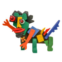 O Ispedaçádo, Idalécio, 2024-08-19, Águeda, madeira, tintas, objectos diversos, 36x26x10cm – Ref CCID25E-063