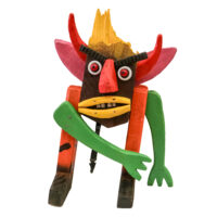 O Trampas, Idalécio, 2026-01-03, Águeda, madeira, tintas, objectos diversos, 23x35x13cm – Ref CCID26E-012